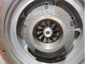 开利离心机压缩机维修