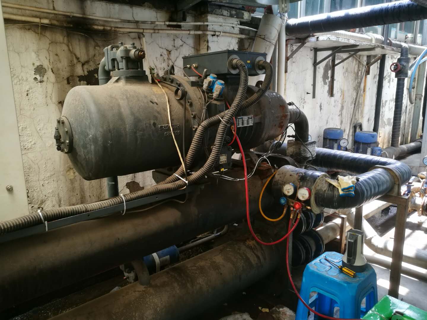 工业冷水机机组