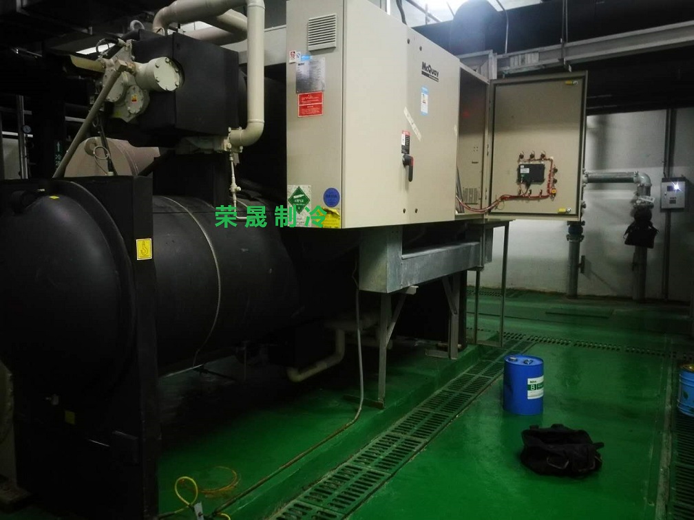 麦克维尔螺杆机