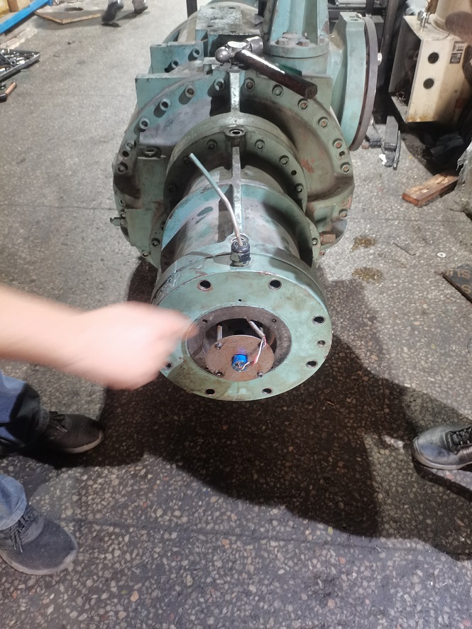 约克螺杆式压缩机维修